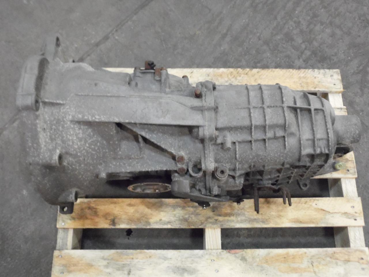 BOITE DE VITESSES G9600 PORSCHE 996 3,4 CARRERA LesAnciennes.com