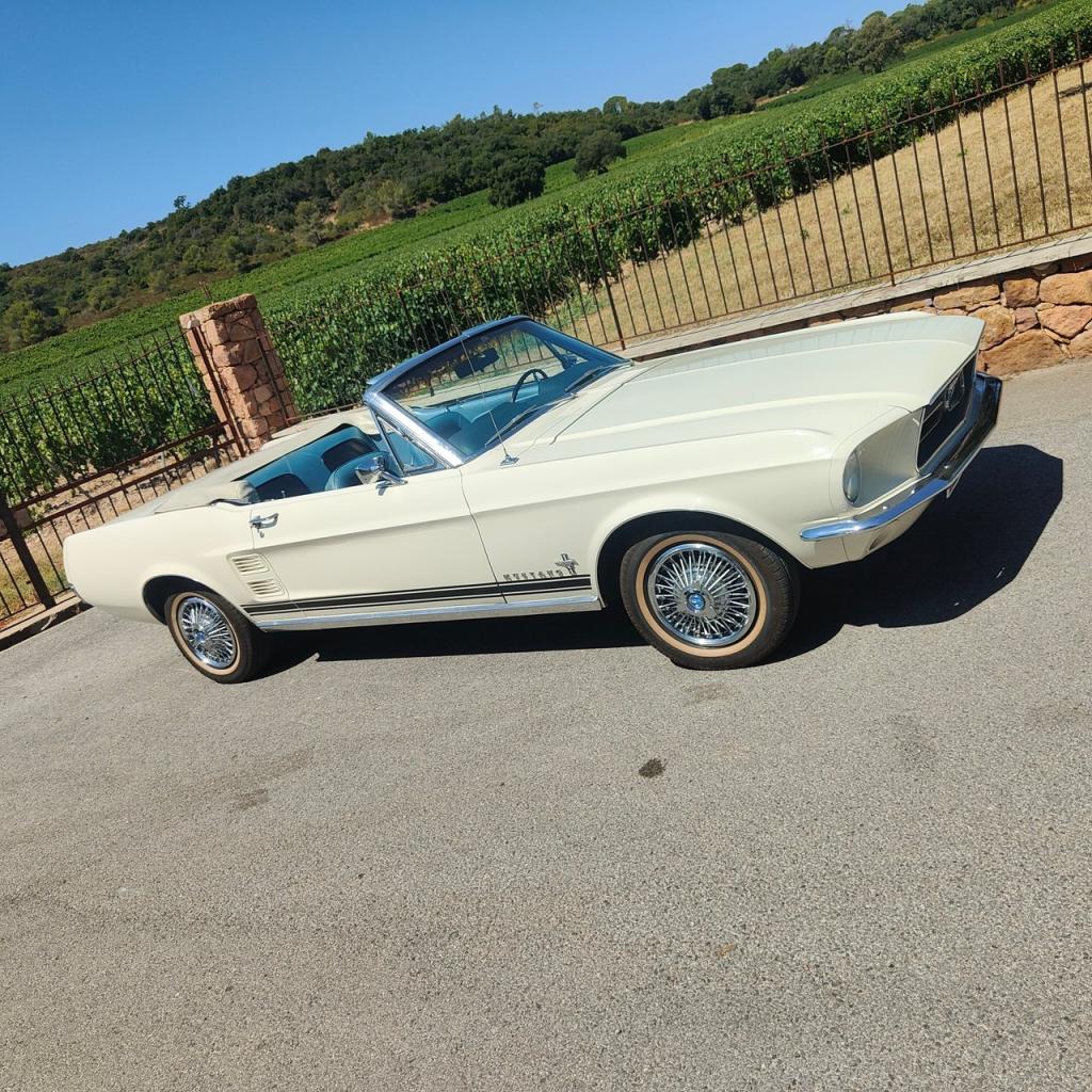 1967 Ford Mustang Cabriolet LesAnciennes.com