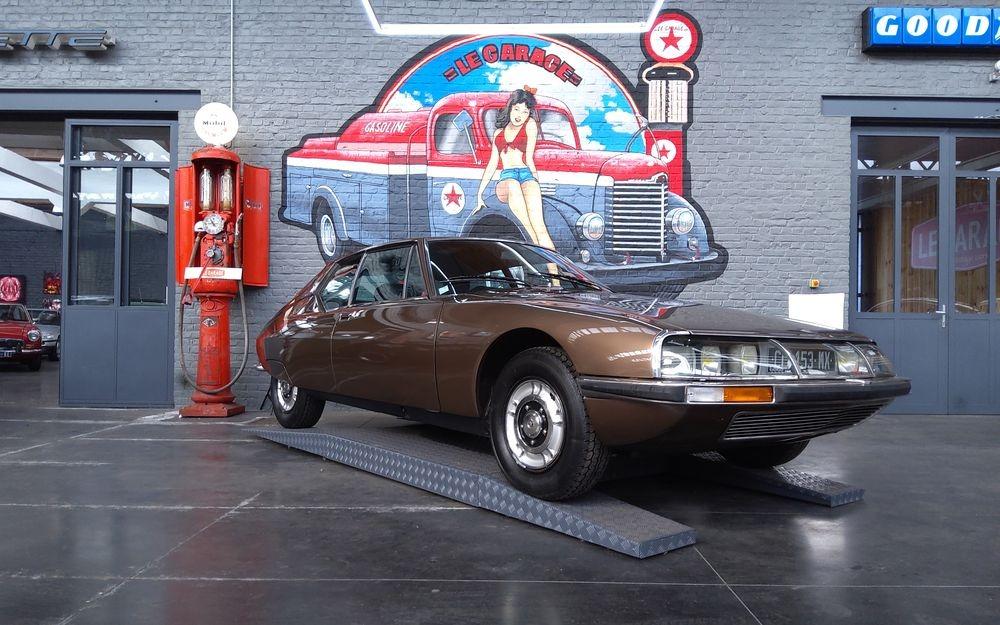CITROEN SM - 1972 LesAnciennes.com