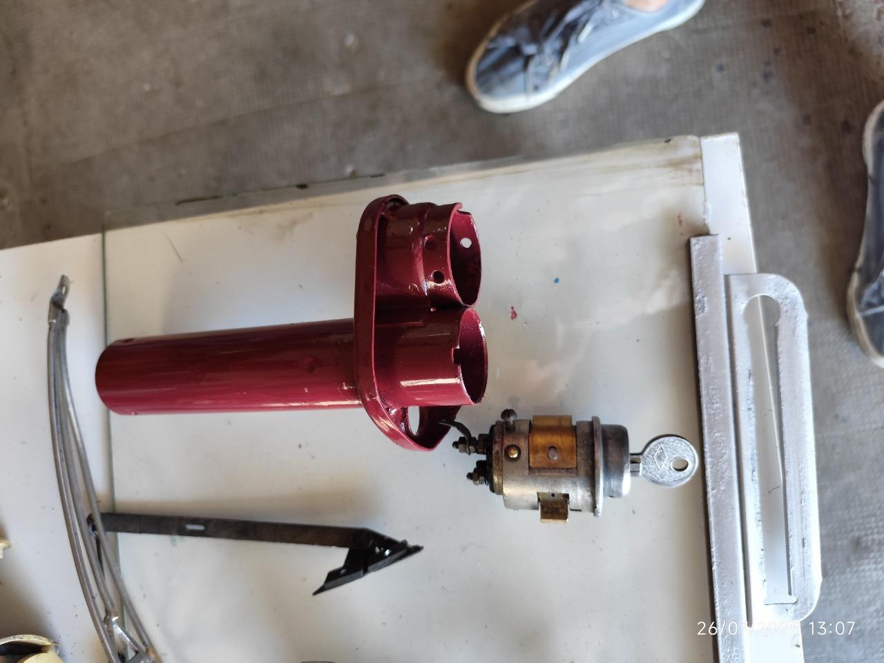 Suport verrouillage RENAULT 4CV LesAnciennes.com