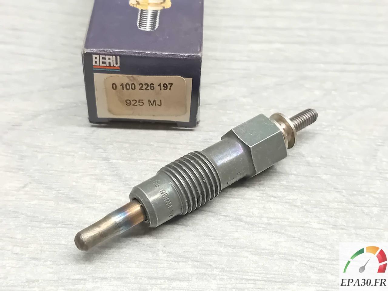 925MJ BOUGIE PRECHAUFFAGE LANCIA THEMA 2.5 TDS LesAnciennes.com
