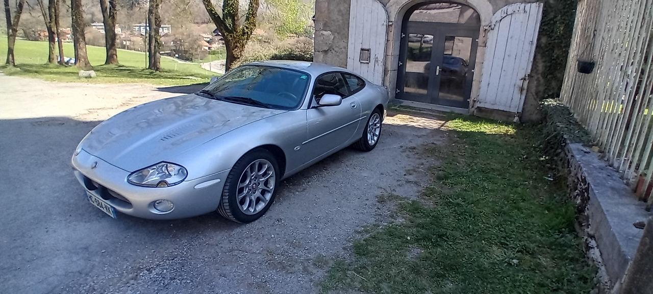 JAGUAR XKR Coupé 4.0l - 2001 LesAnciennes.com