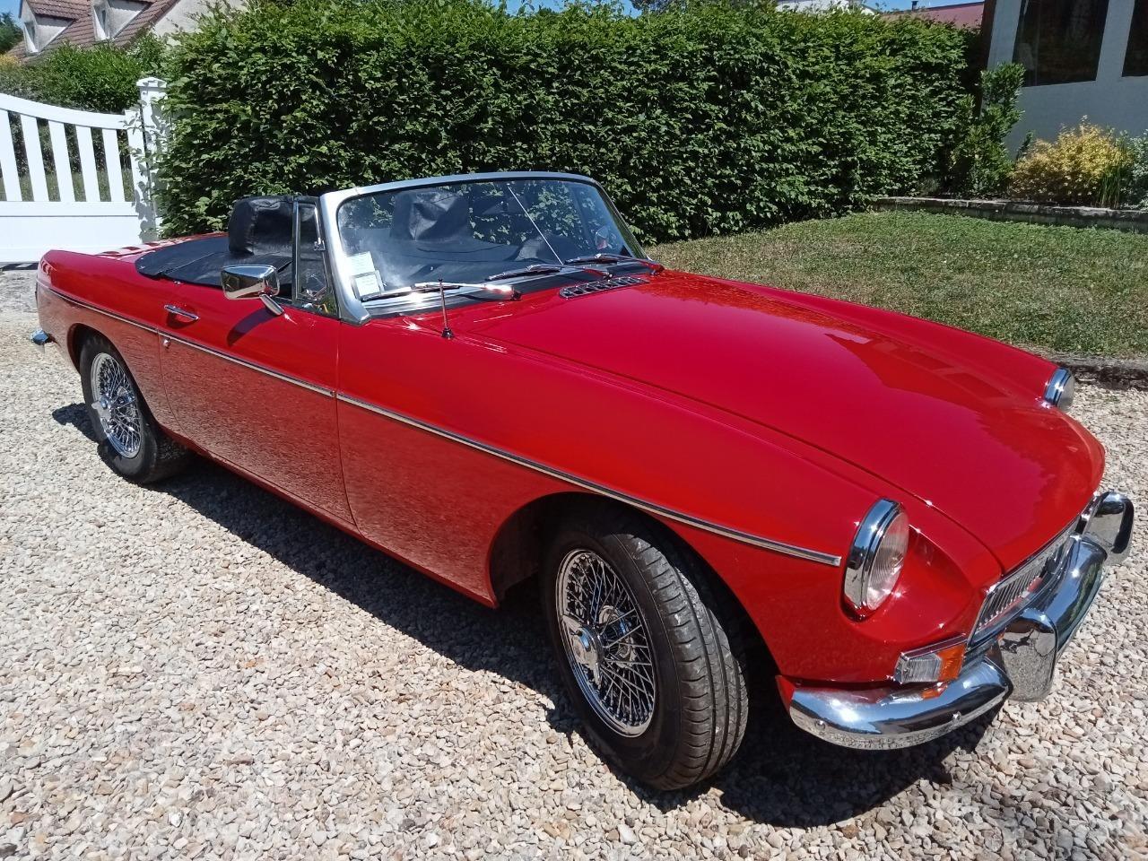 MG MGB - 1974 LesAnciennes.com