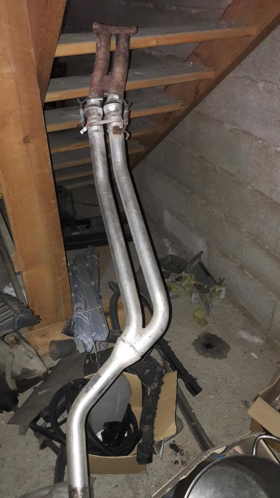 Tube échappement LesAnciennes.com