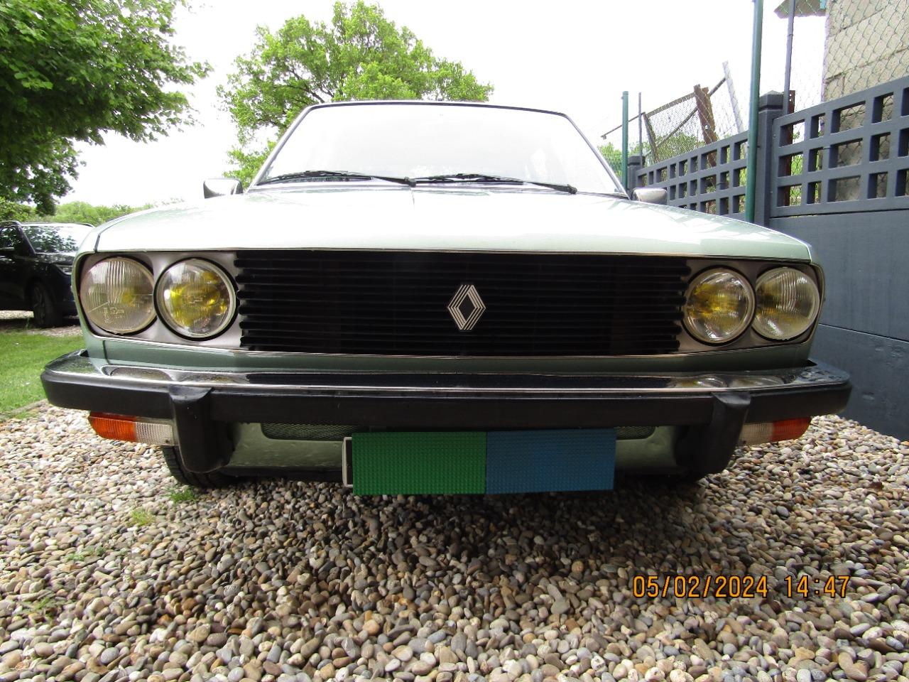 Renault 30 R30 de collection à vendre - Annonces lesAnciennes