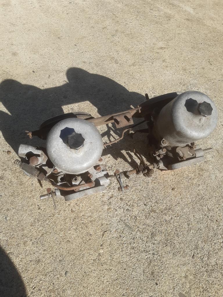 JAGUAR Type S carburateurs SU HD8 LesAnciennes.com