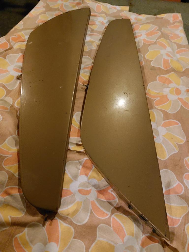 Bas volets CITROEN CX LesAnciennes.com