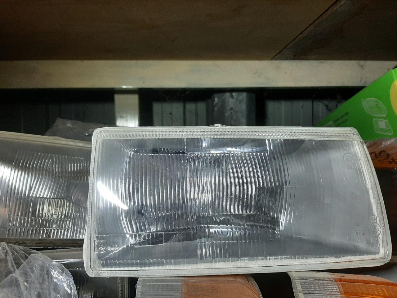 Pièces PEUGEOT 305 LesAnciennes.com