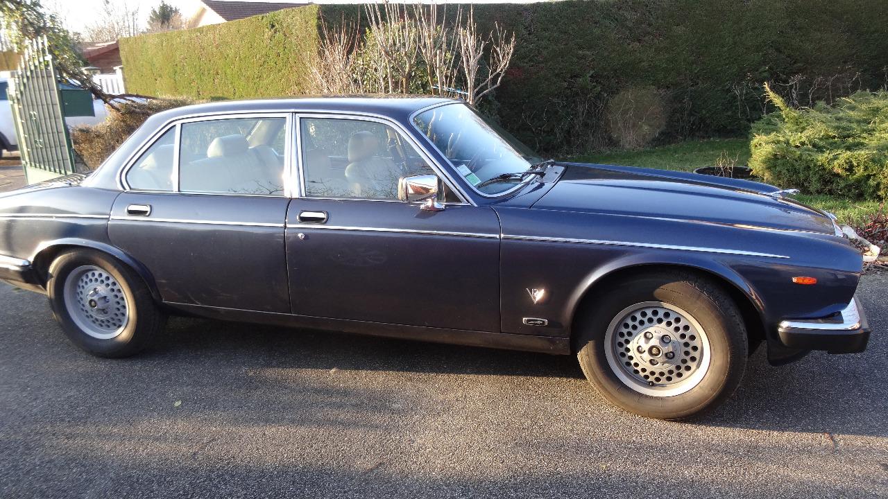 JAGUAR XJ12 Sovereign - 1988 LesAnciennes.com