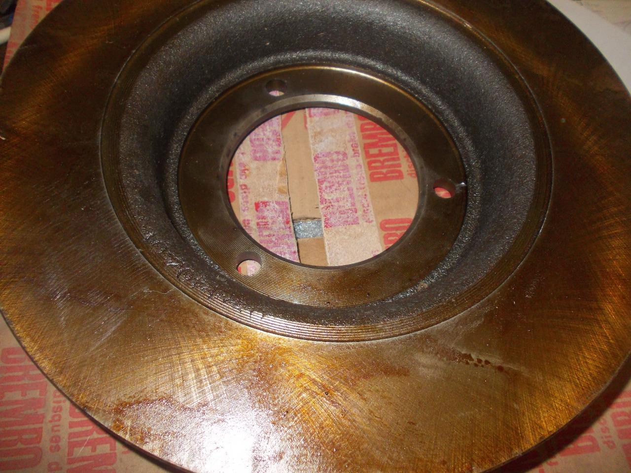 Disques de frein RENAULT 16 (R16) LesAnciennes.com