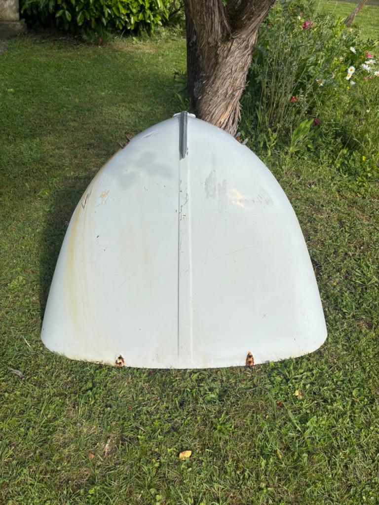 Capots RENAULT 4CV LesAnciennes.com