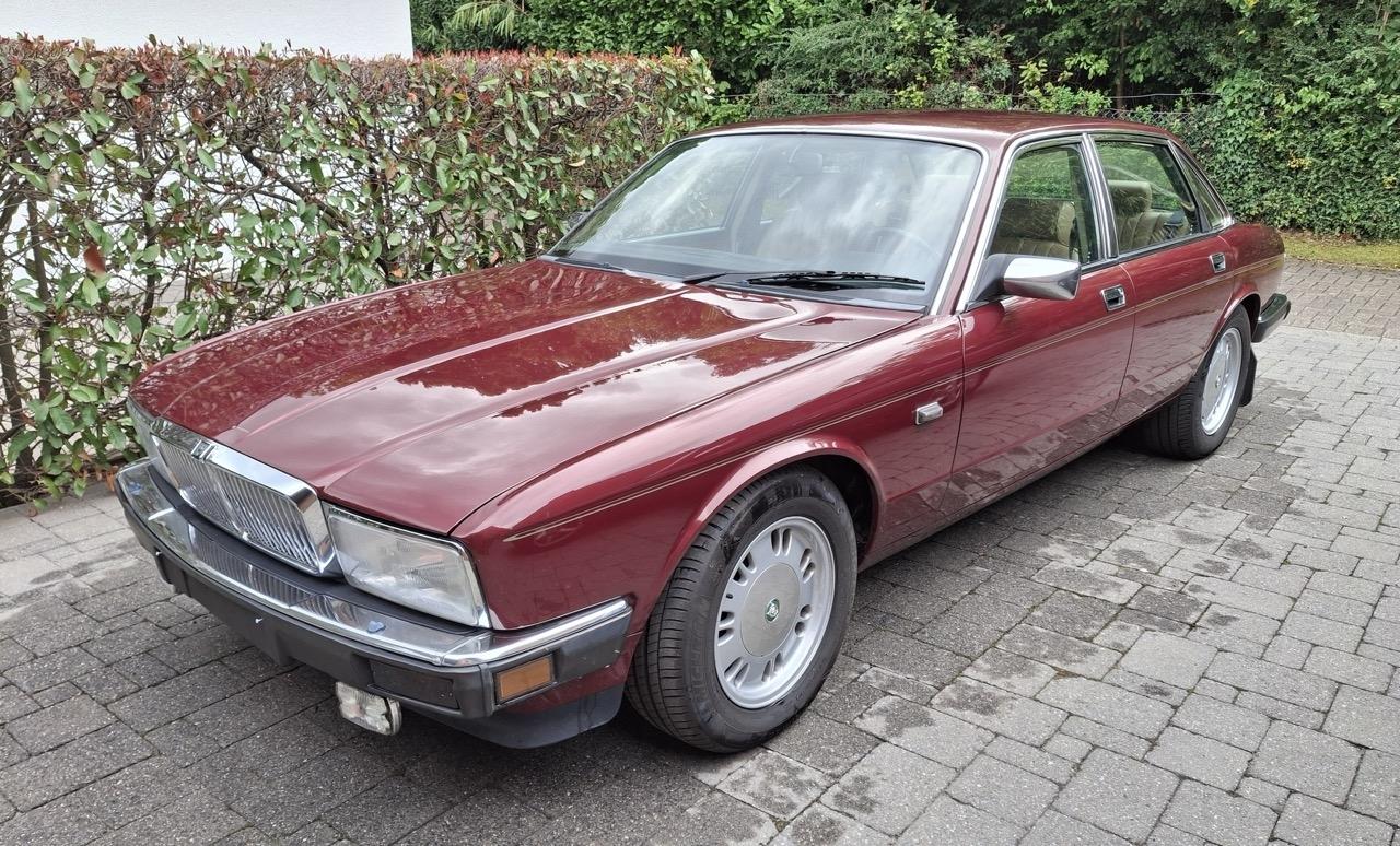 1989 Jaguar XJ6 3.6 Sovereign XJ40 LesAnciennes.com