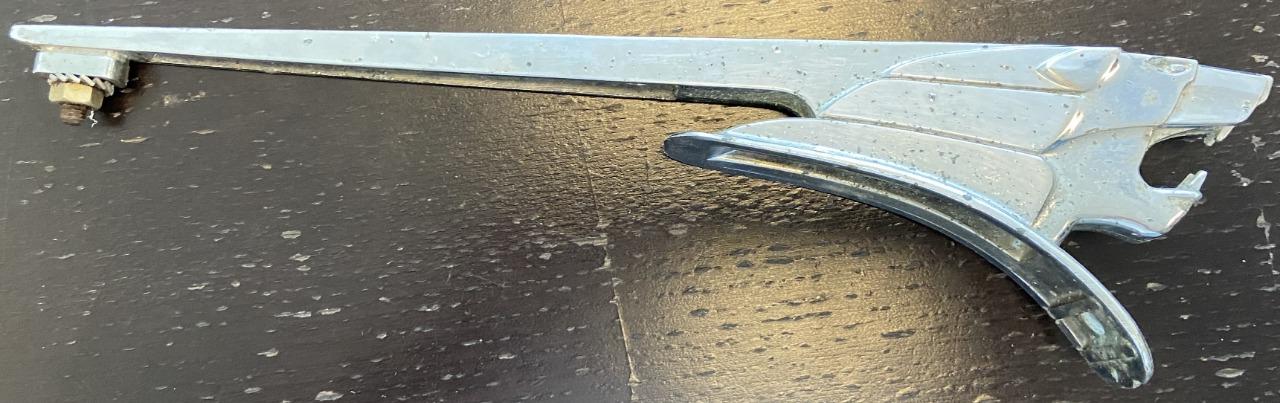 Logo ou emblème peugeot 403 LesAnciennes.com