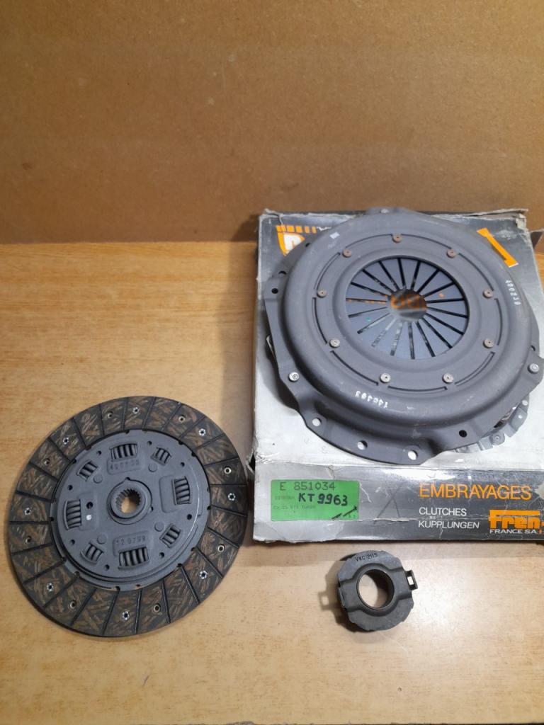 Kit embrayage Citroën CX 2.5L GTI Turbo LesAnciennes.com