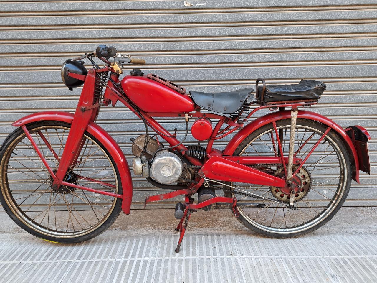 MOTO GUZZI 65 - 1949 LesAnciennes.com