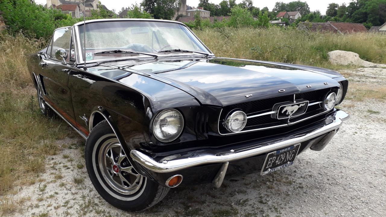 FORD Mustang CABRIOLET - 1965 LesAnciennes.com
