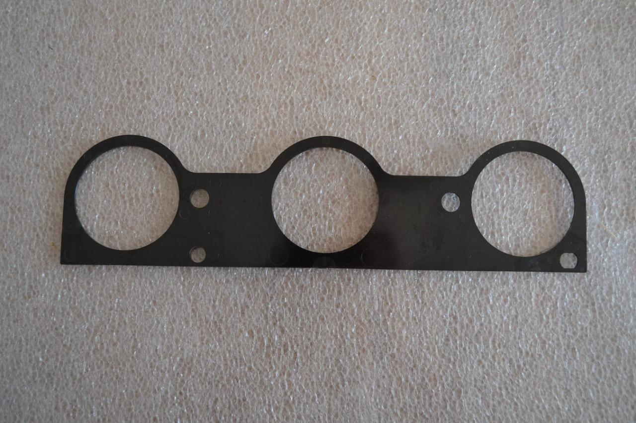 Ecran thermique coll. adm. PEUGEOT 505 V6 LesAnciennes.com