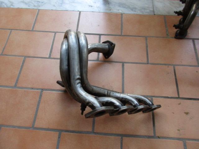 Collecteur d'échappement arrière Ferrari 208 Turbo LesAnciennes.com