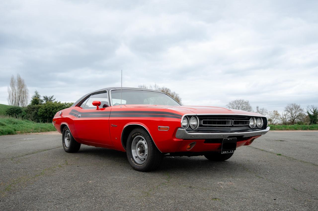 DODGE Challenger Challenger 318 CI - 1971 LesAnciennes.com