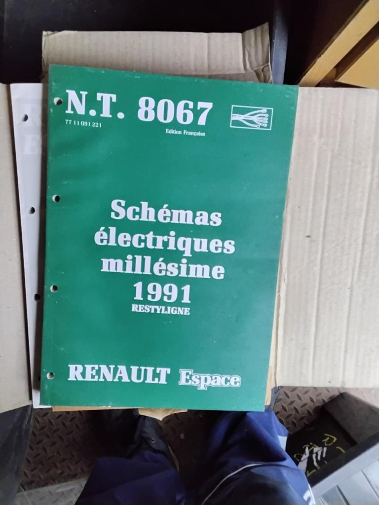 Revue technique espace LesAnciennes.com