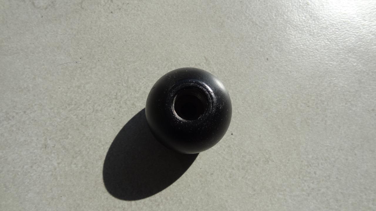 Pommeau de levier CHEVROLET Corvette C3 LesAnciennes.com