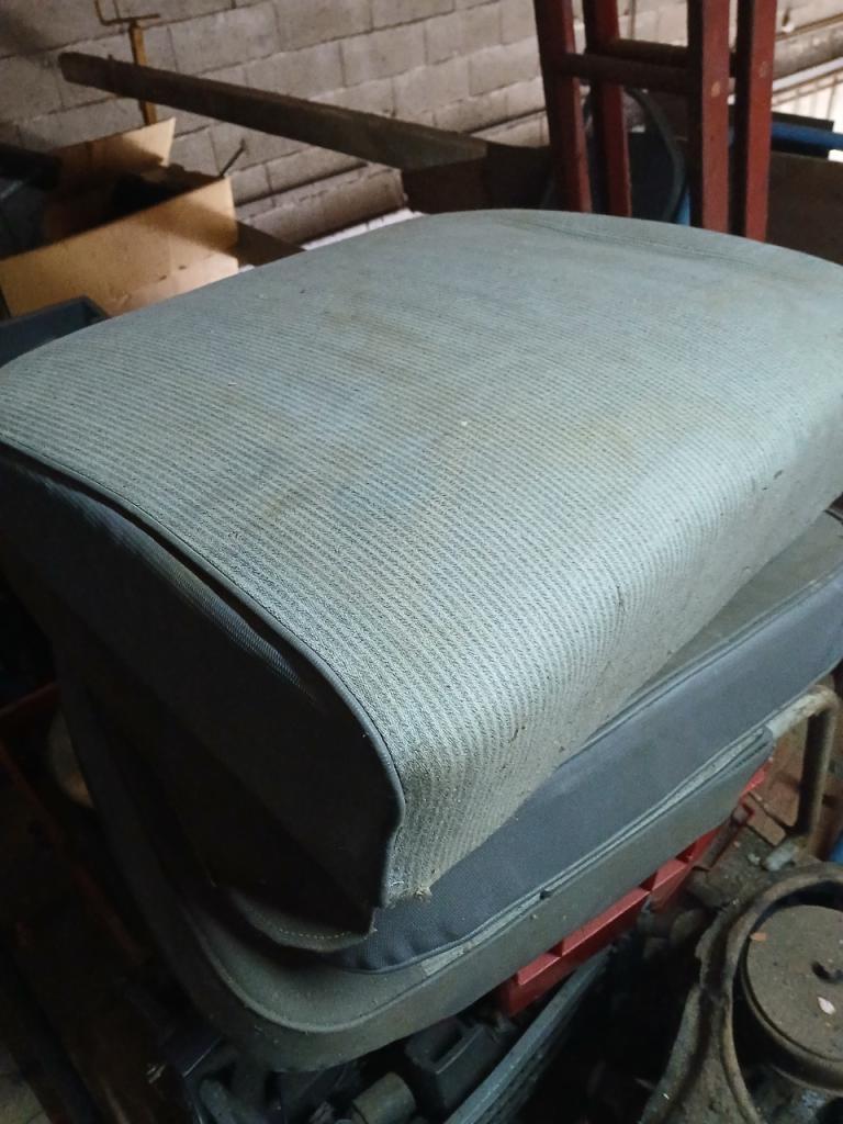 Siège CITROEN Traction 11 B LesAnciennes.com