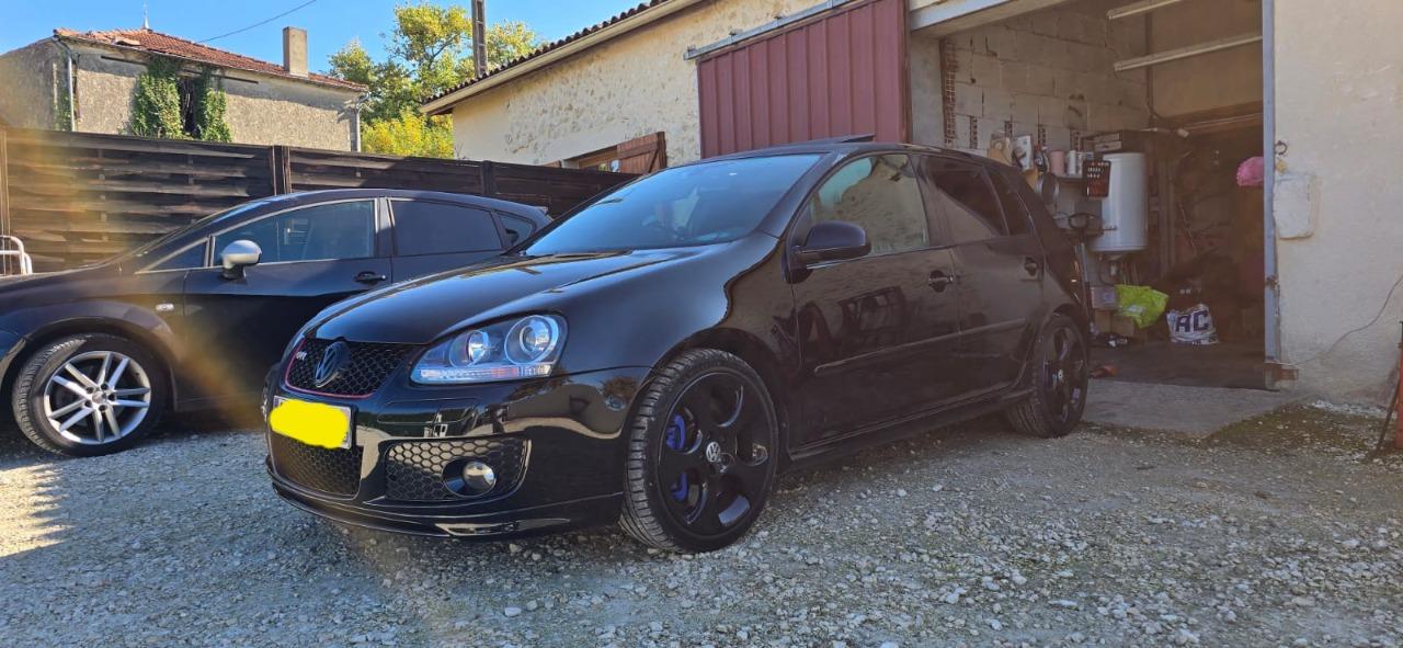 VOLKSWAGEN Golf Edition 30 - 2007 LesAnciennes.com