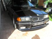 image_0-BMW 323 323I e32 berline - 1995