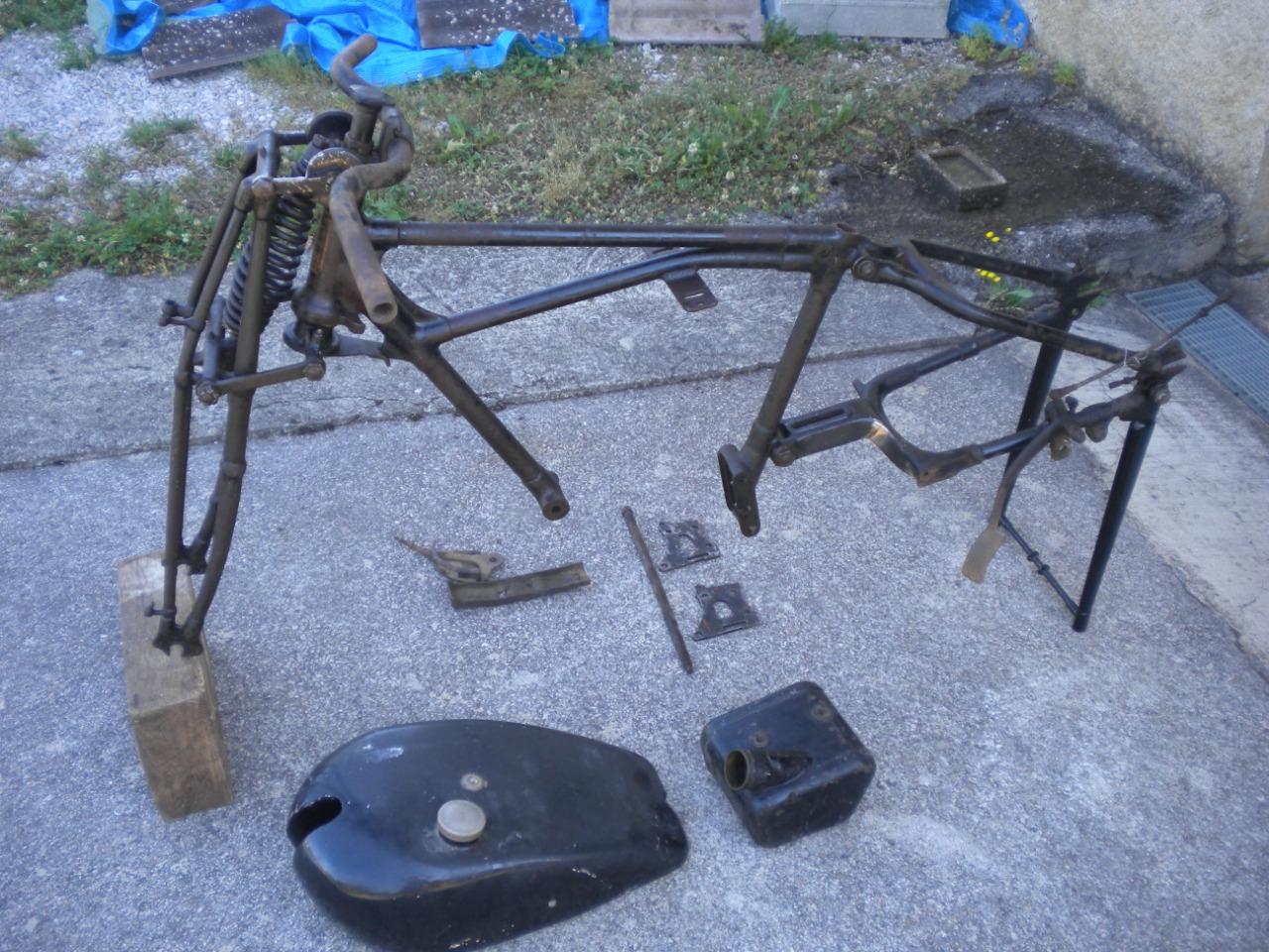 Pièces TERROT partie cycle 350 cc LesAnciennes.com