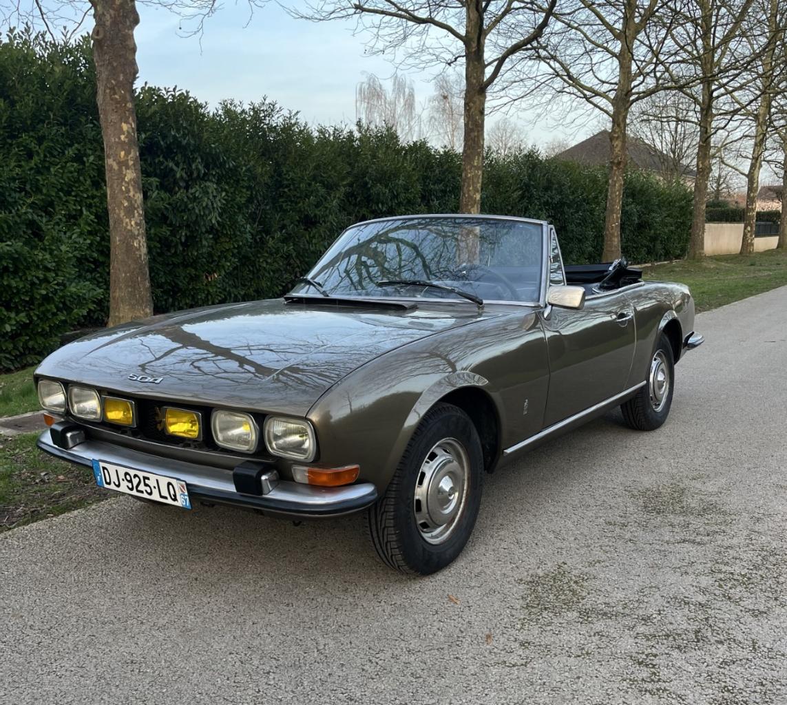 PEUGEOT 504 CABRIOLET - 1971 LesAnciennes.com
