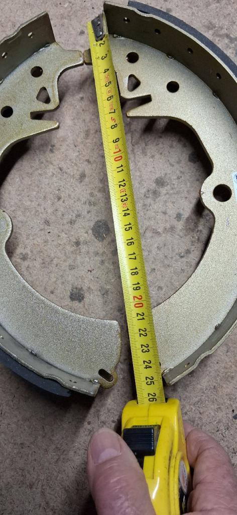 Kit freins PEUGEOT 404 tous modèles LesAnciennes.com