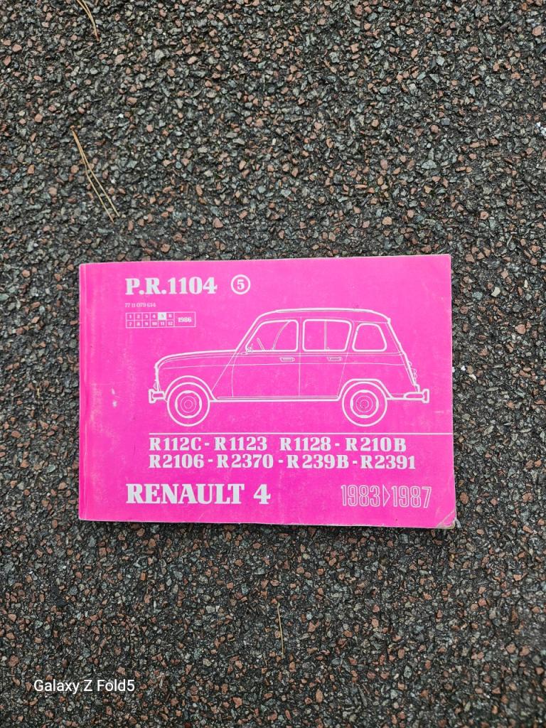 Revue technique r4 berline LesAnciennes.com