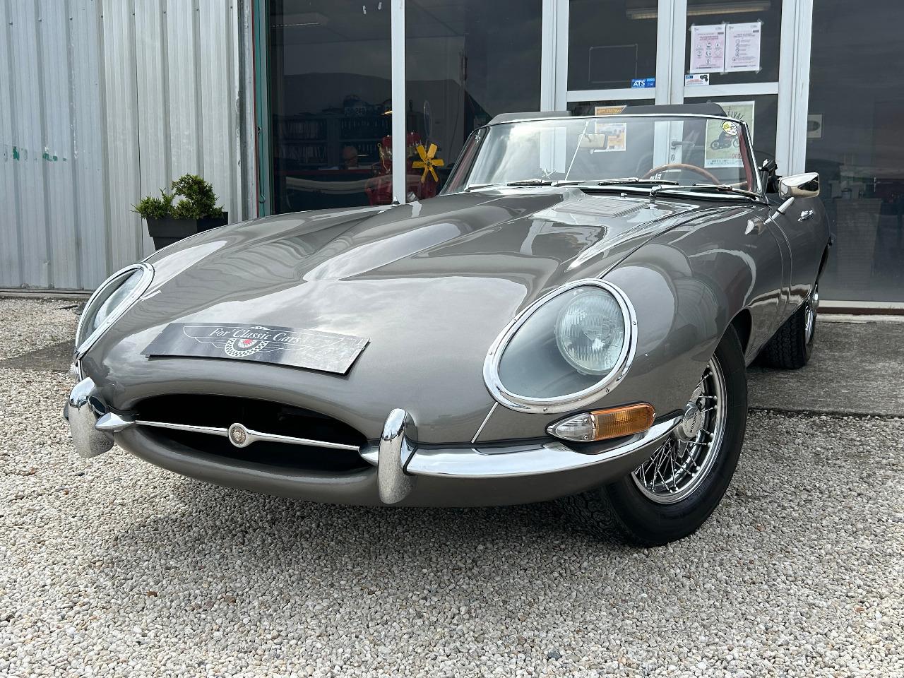 JAGUAR Type E Phase 1 - 1961 LesAnciennes.com