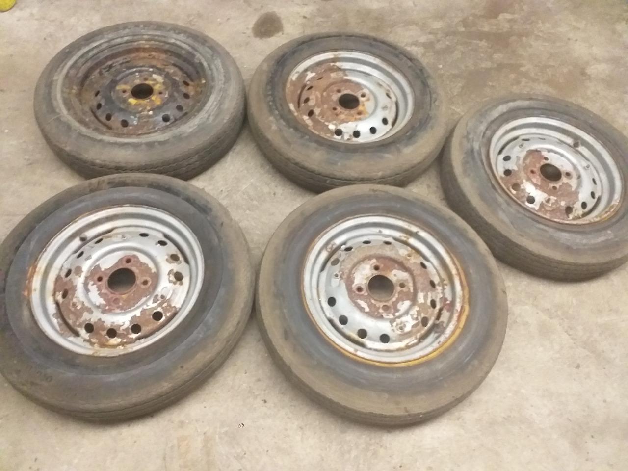 RouesTRIUMPH TR3 LesAnciennes.com