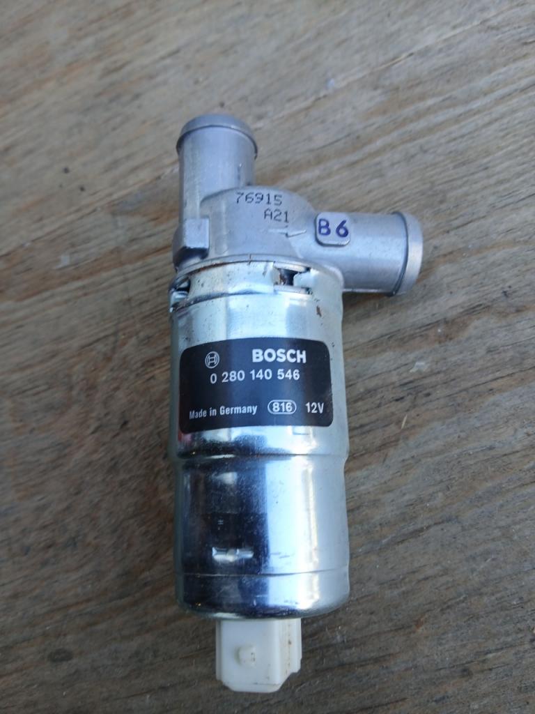 Vanne VOLVO 480 LesAnciennes.com