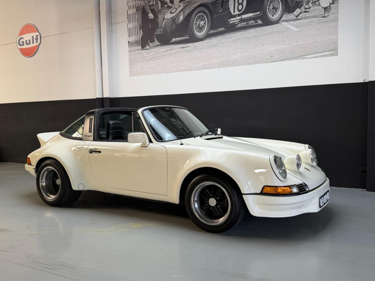 PORSCHE 911 Targa Widebody Resto - 1972 LesAnciennes.com