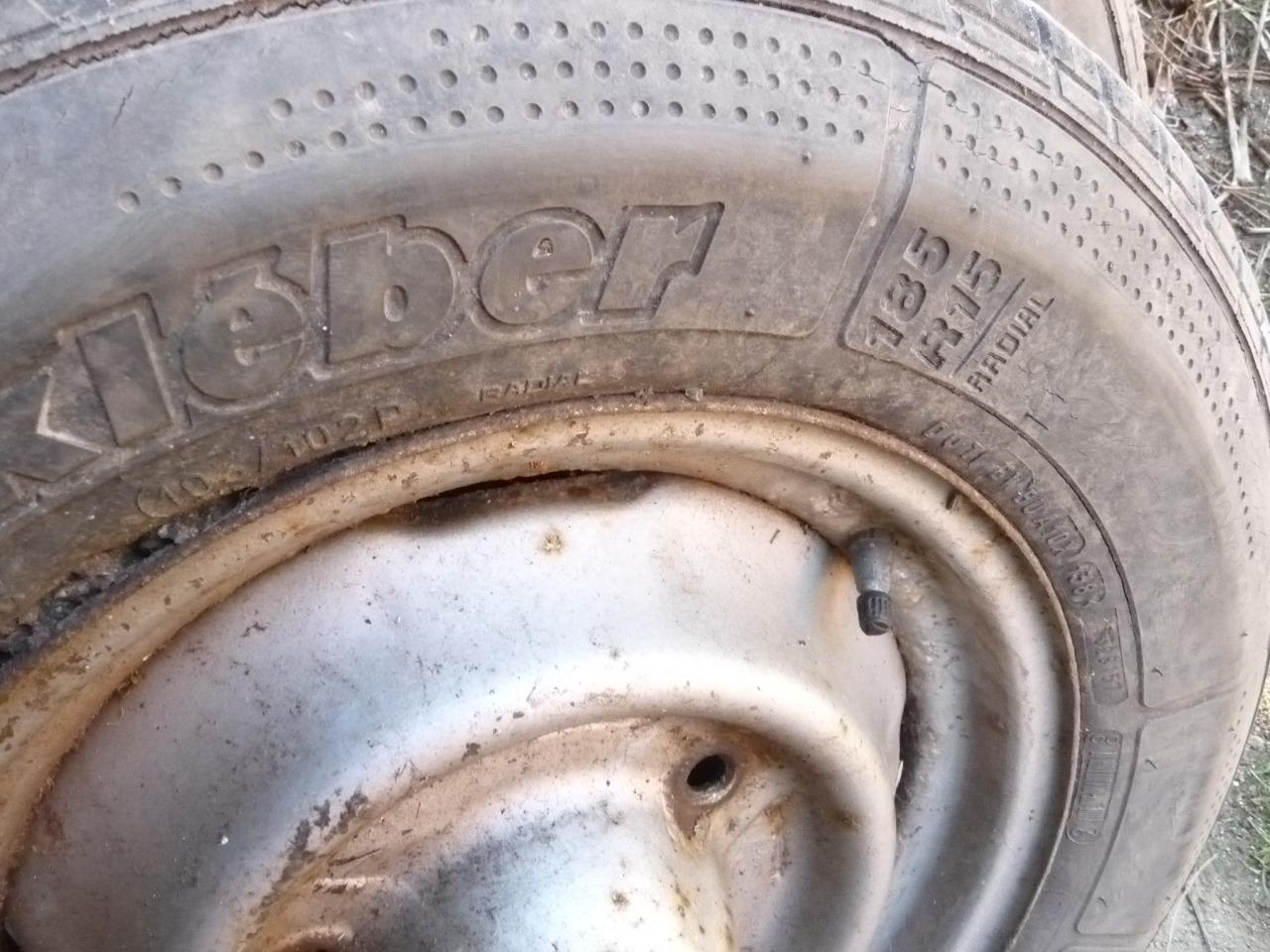 ROUE POUR RENAULT ESTAFETTE LesAnciennes.com