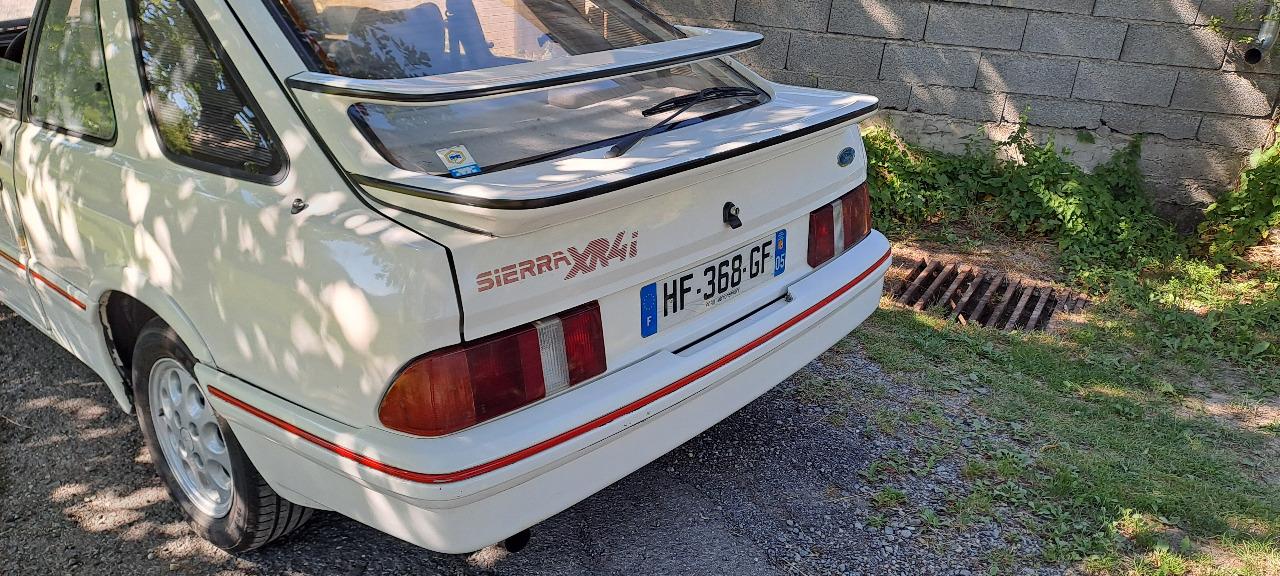 FORD Sierra XR4I 2.8 l v6 - 1983 LesAnciennes.com