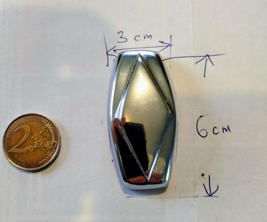 Insigne RENAULT Vivastella LesAnciennes.com