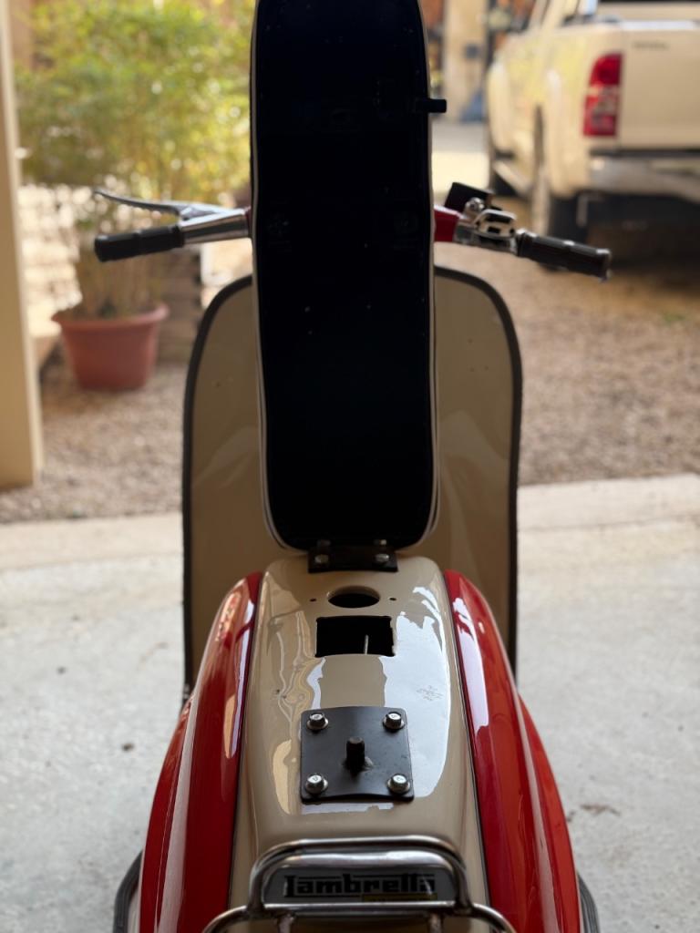 LAMBRETTA DL 150 LI - 1961 LesAnciennes.com