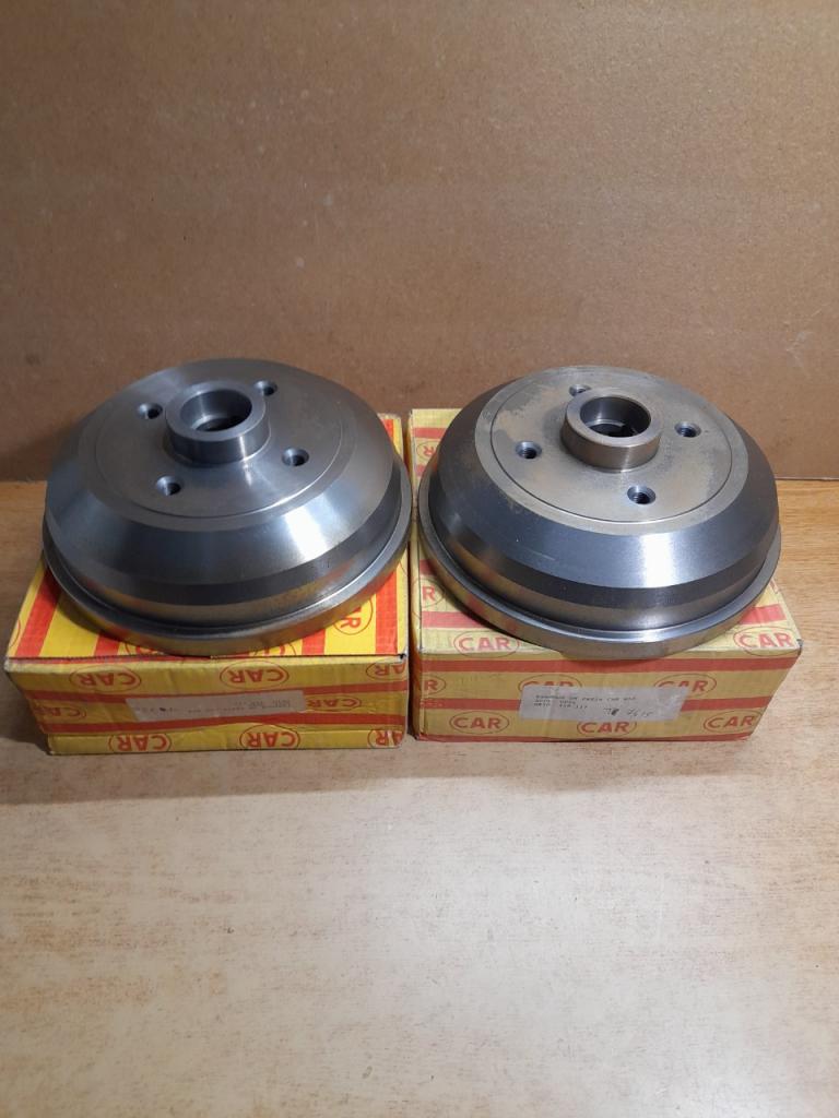Paire de Tambour de frein Opel Corsa A-B LesAnciennes.com