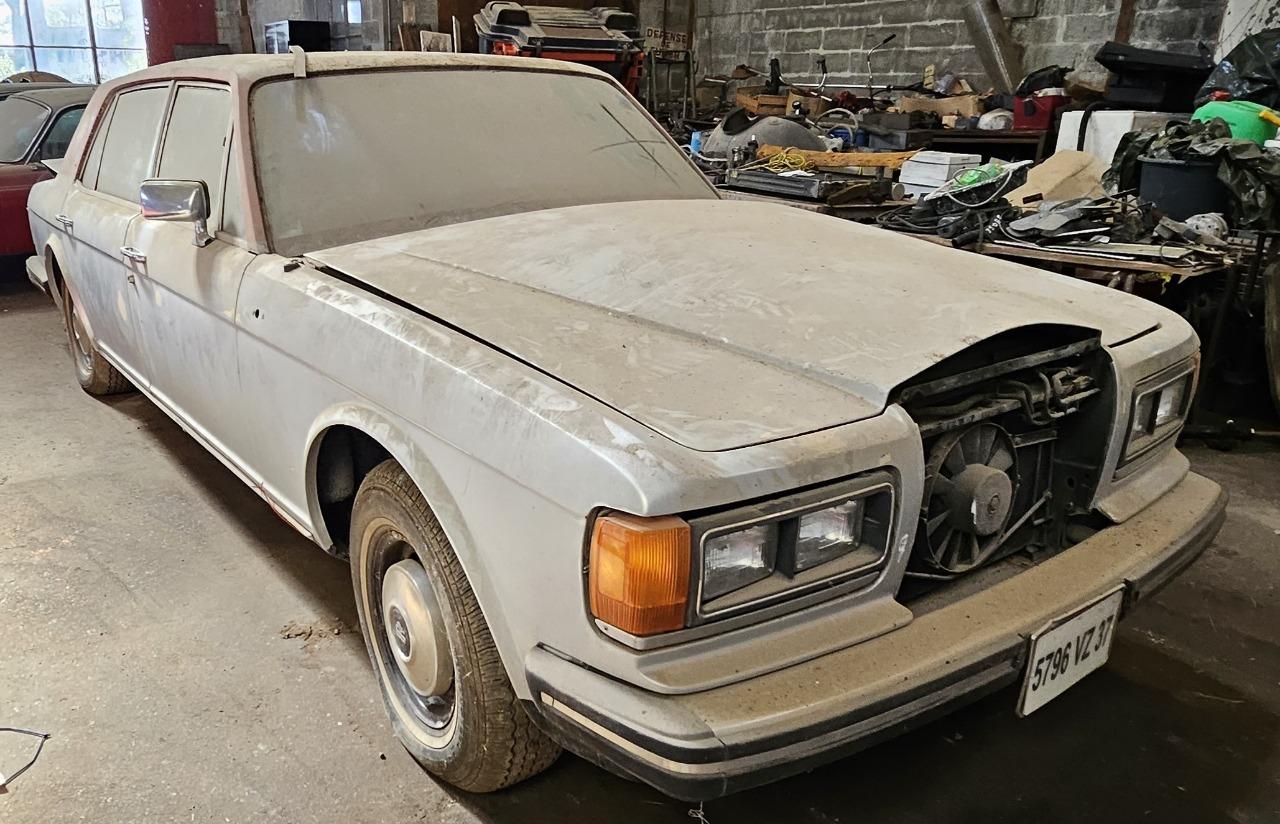 ROLLS ROYCE Silver Spur - 1981 LesAnciennes.com