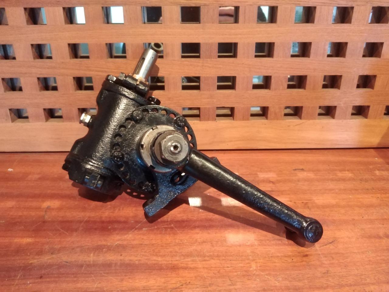 Boitier PEUGEOT 201 LesAnciennes.com