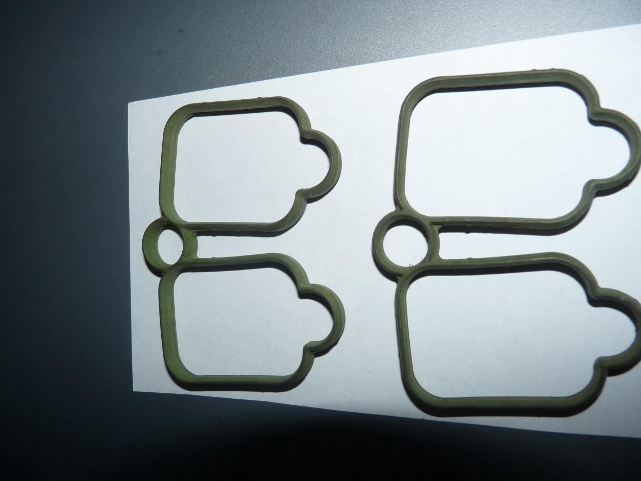 Jeu de 2 joints admission PEUGEOT 205 type essence LesAnciennes.com