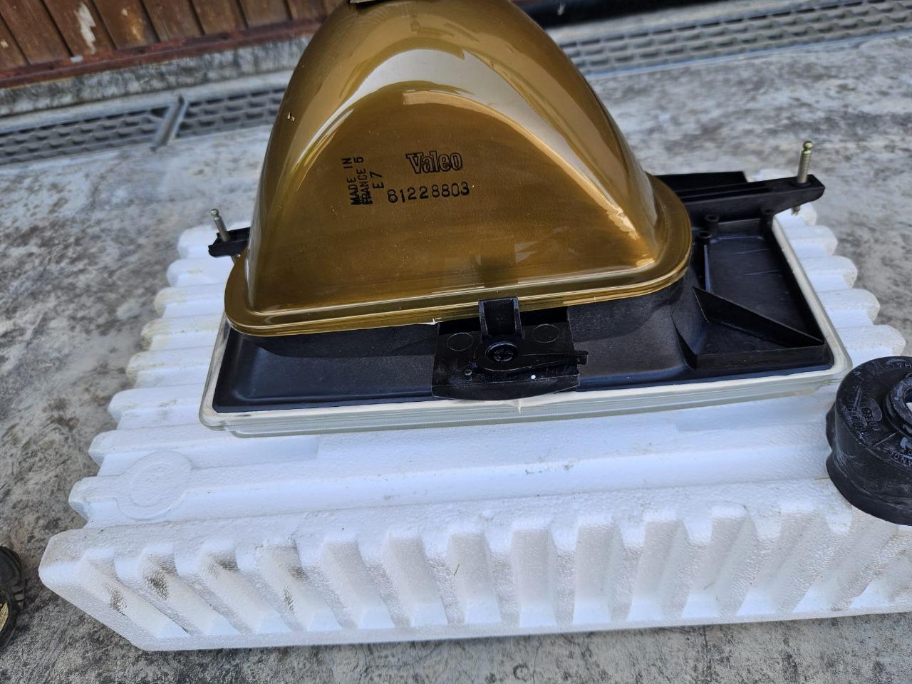 PHARE GAUCHE NEUF POUR PEUGEOT 104 LesAnciennes.com