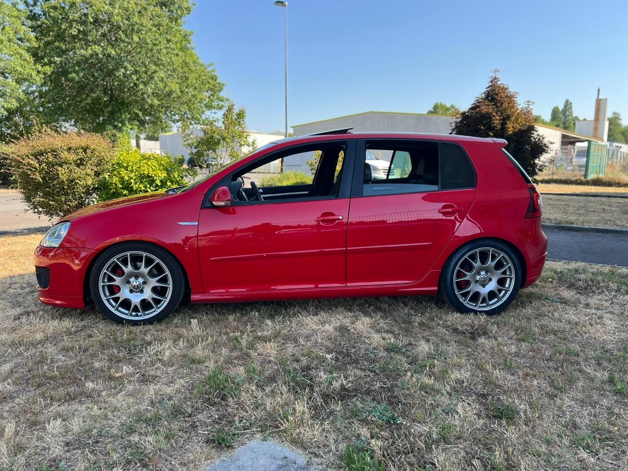 VOLKSWAGEN Golf GTI EDITION30 - 2008 LesAnciennes.com