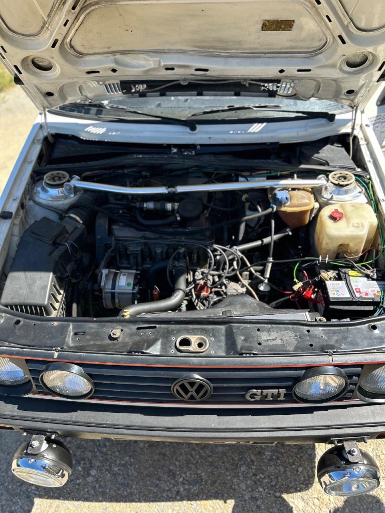 VOLKSWAGEN Golf GTI 1800cc - 1988 LesAnciennes.com