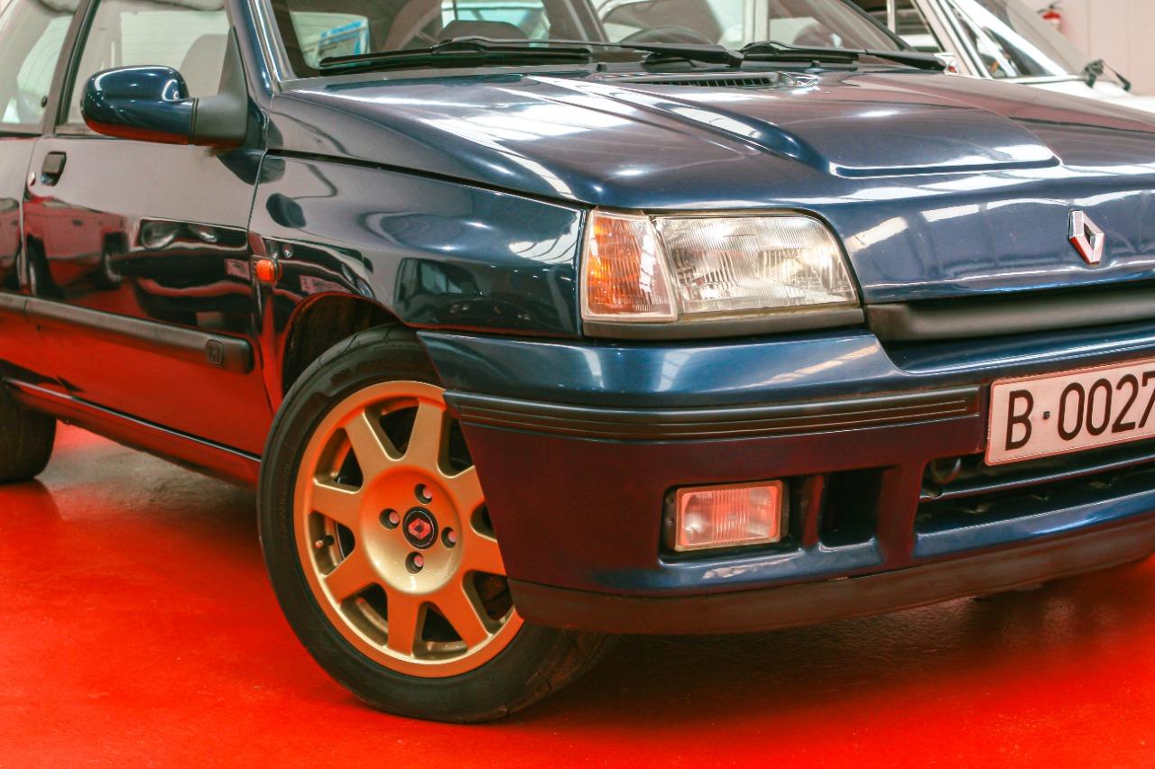 RENAULT Clio 16v (Look Williams) - 1994 LesAnciennes.com