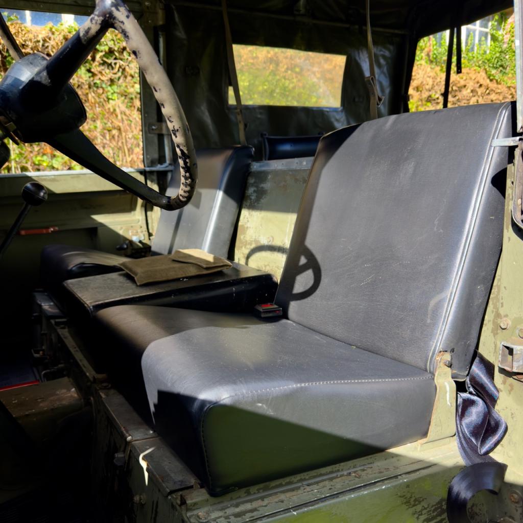 LAND ROVER 88 SÉRIE 3 Soft Top - 1975 LesAnciennes.com