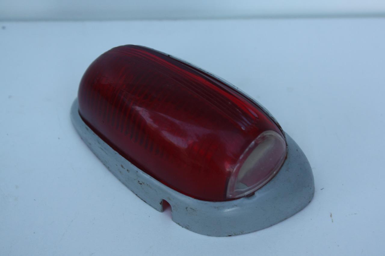 Cabochon de feu latéral clignotant Citroen 2cv LesAnciennes.com